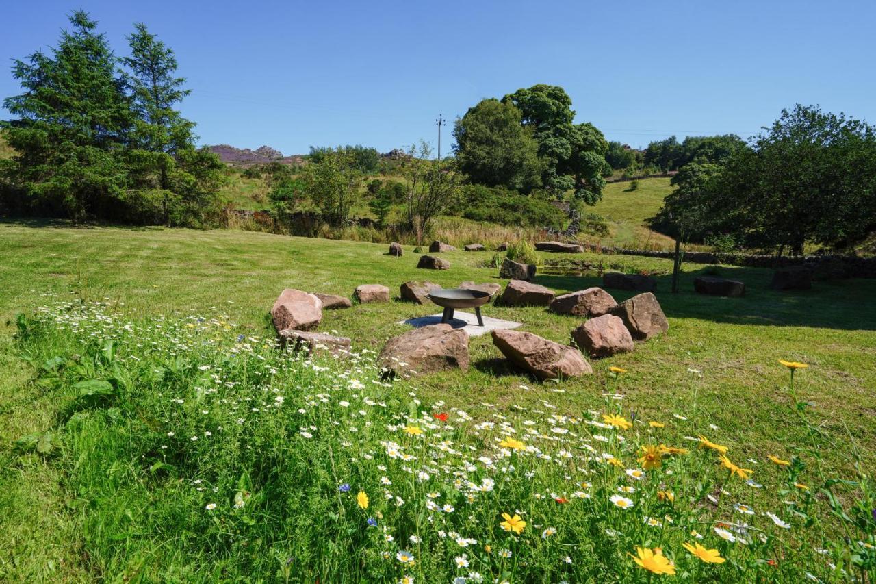 Lavender Retreat With Private Hot Tub Pension Upper Hulme Buitenkant foto